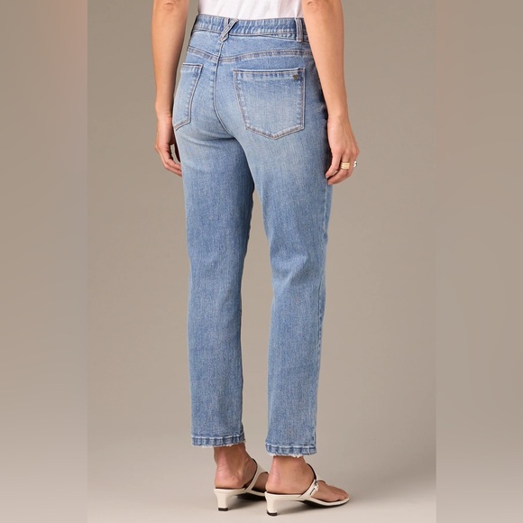 Wit & Wisdom LOGAN HIGH RISE VINTAGE SKINNY JEANS WITH DISTRESSED HEM - Picture 3 of 12